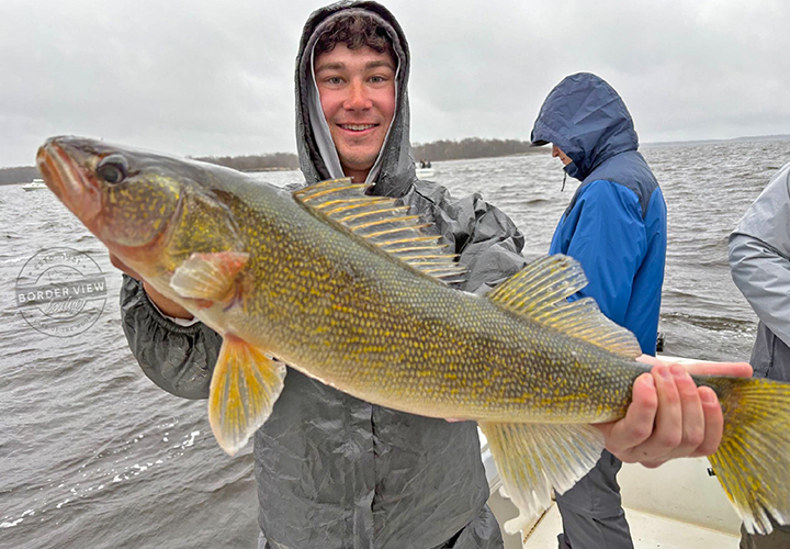 Walleye anglers fishing Lake of the Woods on Border View Lodge charter boat